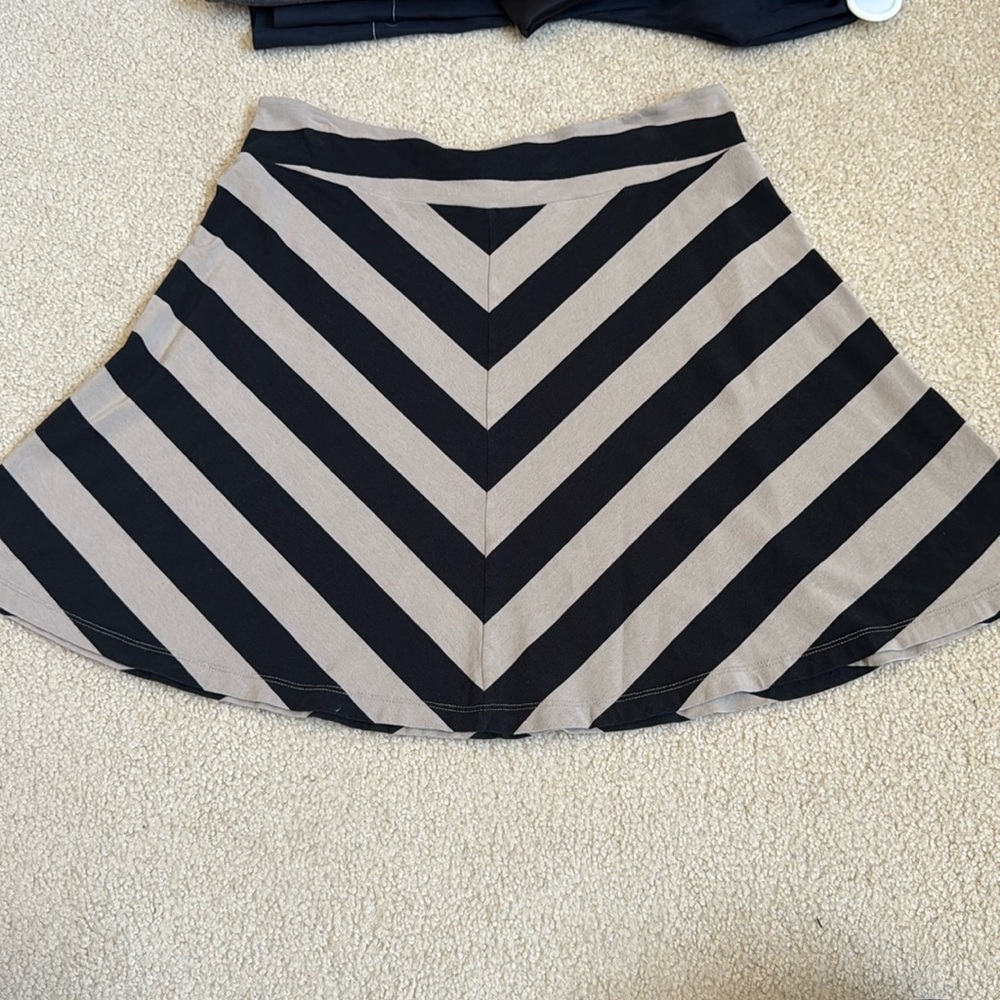 Lilla P Black and tan alone mini skirt